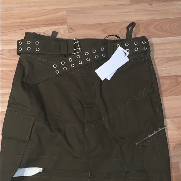 Military Patch Mini Skirt - Picture 4 of 5